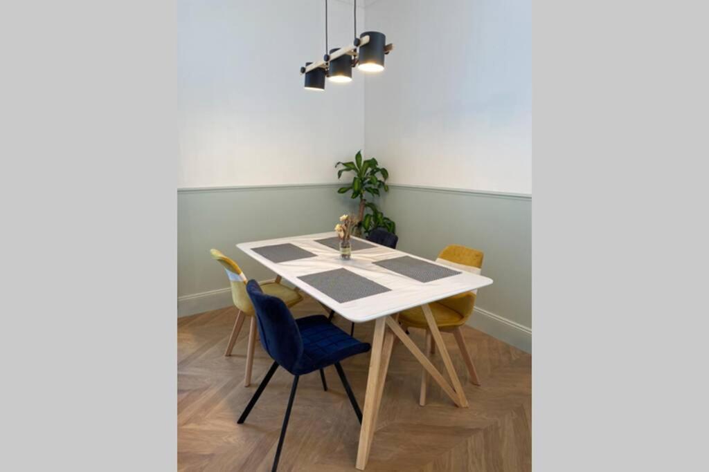 Magnifique Appartement Climatise - Classe 4 Etoiles Terrasson Εξωτερικό φωτογραφία