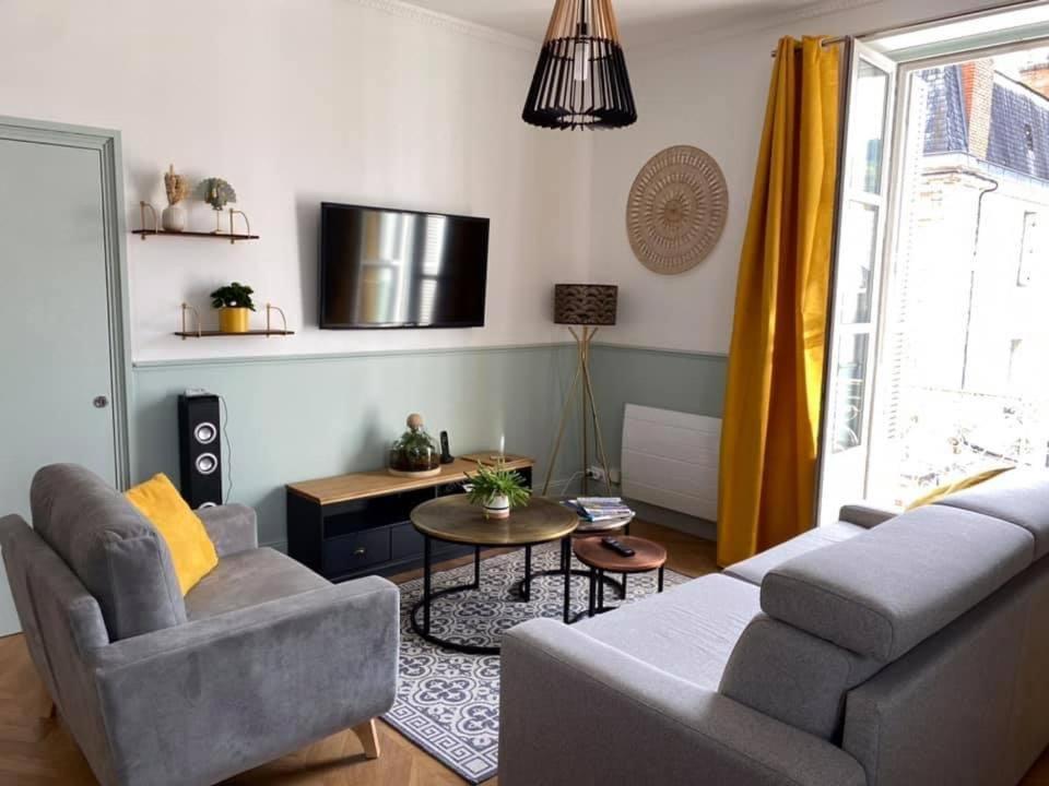 Magnifique Appartement Climatise - Classe 4 Etoiles Terrasson Εξωτερικό φωτογραφία